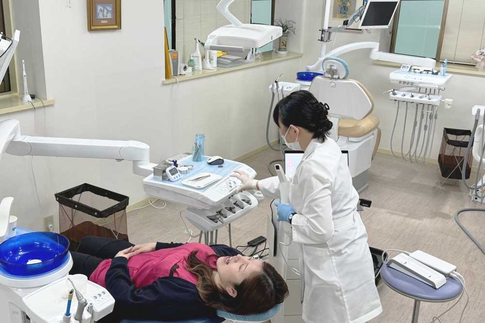 高強度ハイブリッド型硬質レジン